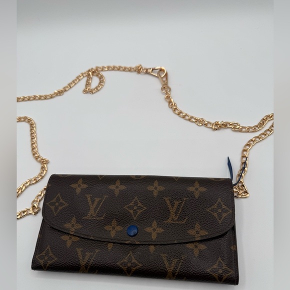 Vintage Louis Vuitton special edition Emilie Wallet in great condition - Picture 6 of 9